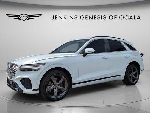 White 2023 Genesis GV70 2.5T