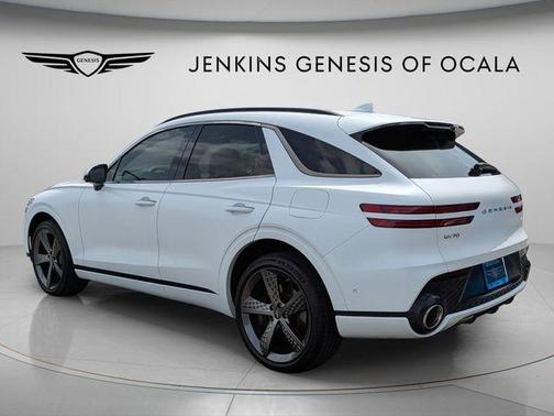 White 2023 Genesis GV70 2.5T