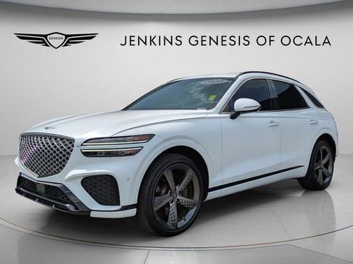 White 2023 Genesis GV70 2.5T