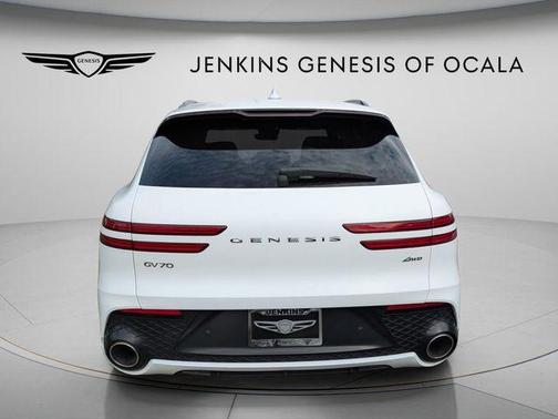 White 2023 Genesis GV70 2.5T