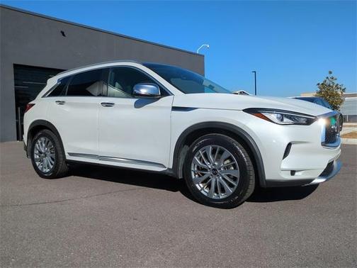 2023 INFINITI QX50 Luxe