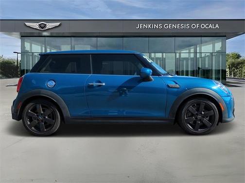 2023 MINI Hardtop Cooper