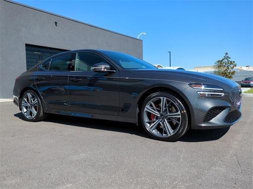 2025 Genesis G70 2.5T