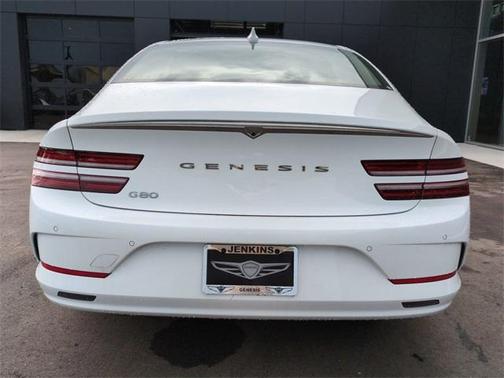 2023 Genesis Electrified G80 Base