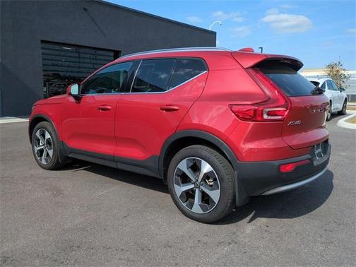 2024 Volvo XC40 B5 Core