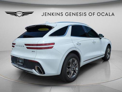 Alta White 2025 Genesis GV70 2.5T