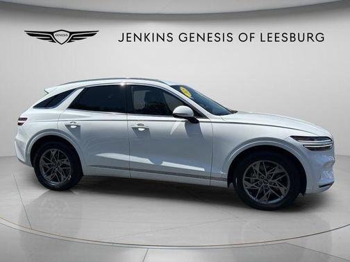 Alta White 2025 Genesis GV70 2.5T