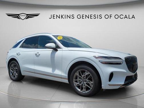 Alta White 2025 Genesis GV70 2.5T