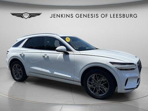 Alta White 2025 Genesis GV70 2.5T