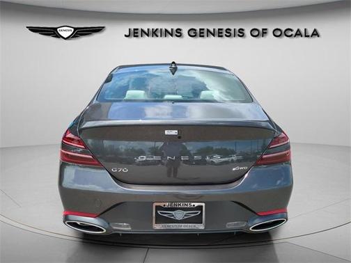 2025 Genesis G70 2.5T