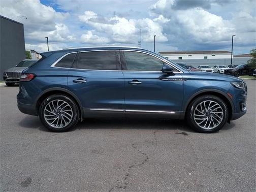 2019 Lincoln Nautilus Reserve