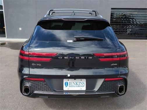 2025 Genesis GV70 2.5T