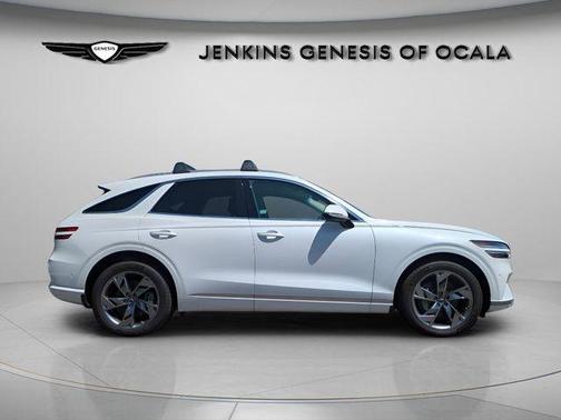 2024 Genesis Electrified GV70 Advanced