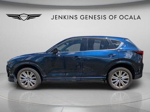 Deep Crystal Blue Mica 2023 Mazda CX-5 Signature