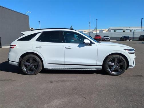 2025 Genesis GV70 2.5T