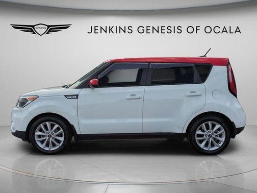 Clear White / Red Roof 2018 Kia Soul +