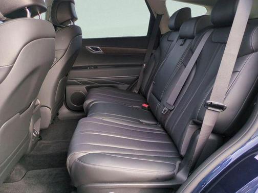 2025 Genesis GV80 2.5T