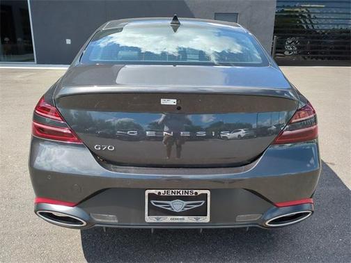 2024 Genesis G70 2.5T