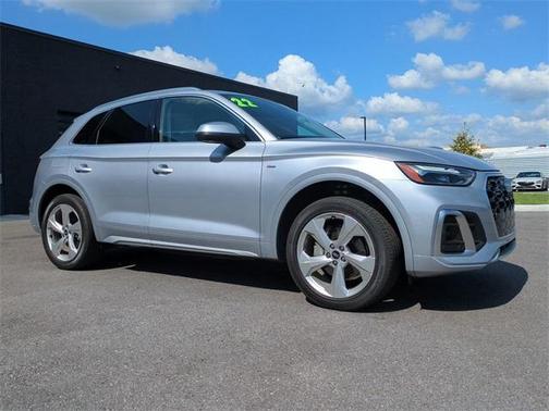 2022 Audi Q5 45 S line quattro Premium