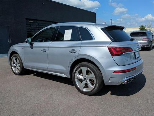 2022 Audi Q5 45 S line quattro Premium