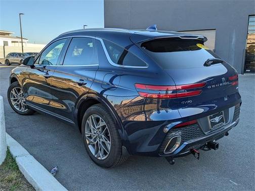 2025 Genesis GV70 2.5T