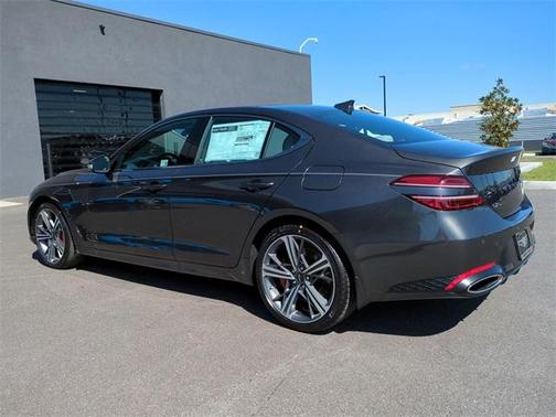 2025 Genesis G70 2.5T