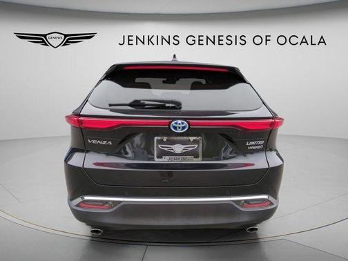 Black 2022 Toyota Venza Limited