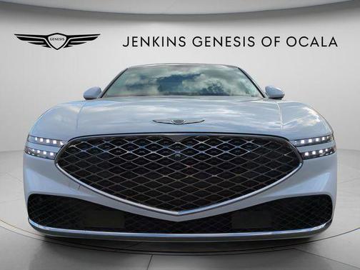 Uyuni White 2026 Genesis G90 3.5T e-SC