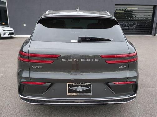 2026 Genesis GV70 2.5T