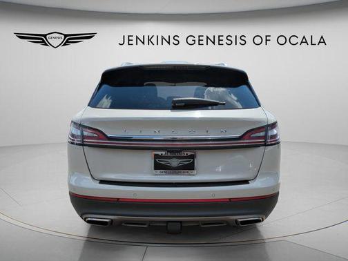 Ceramic Pearl Metallic Tinted Clearcoat 2023 Lincoln Nautilus Reserve