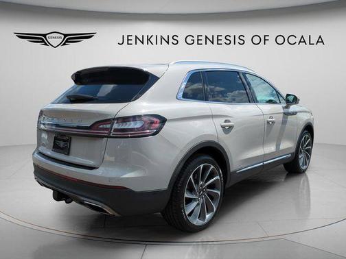 Ceramic Pearl Metallic Tinted Clearcoat 2023 Lincoln Nautilus Reserve