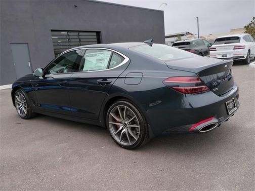 2025 Genesis G70 2.5T