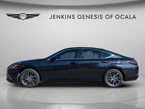 2022 Lexus ES 350 Base