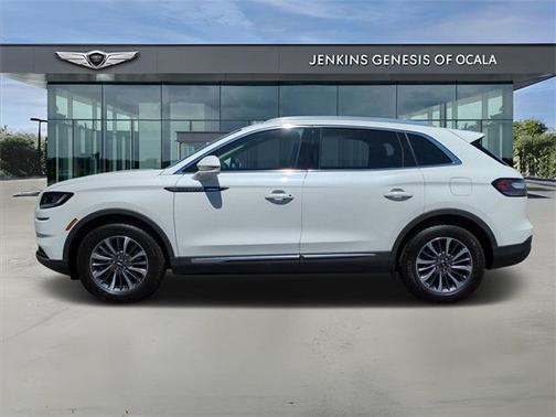 2022 Lincoln Nautilus Standard