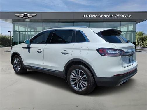 2022 Lincoln Nautilus Standard