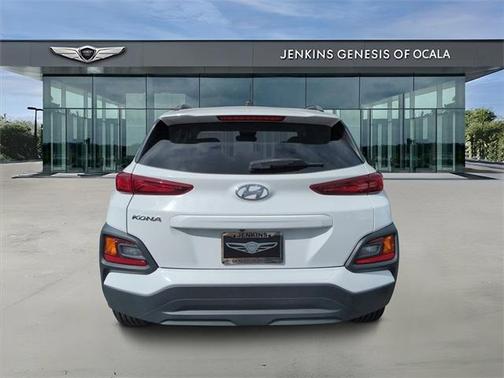 2021 Hyundai KONA SEL