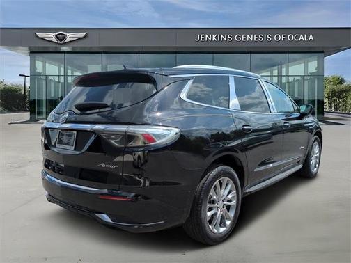 2022 Buick Enclave Avenir
