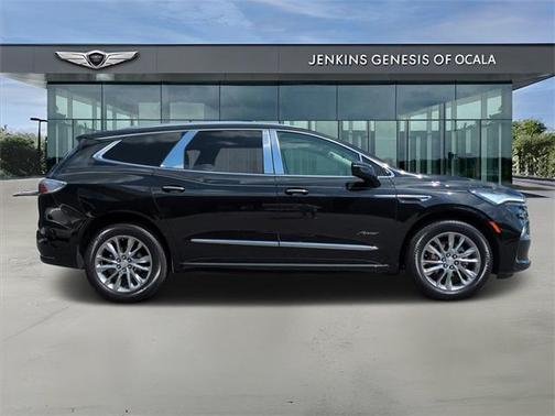 2022 Buick Enclave Avenir