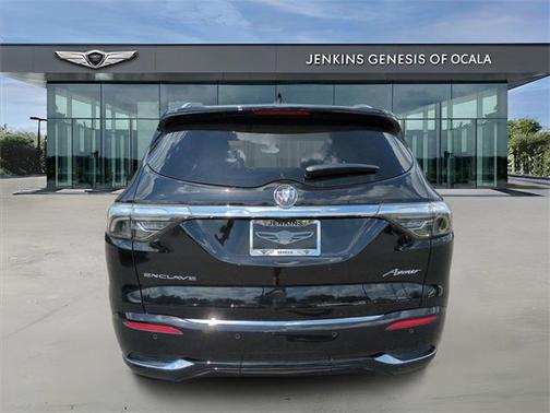 2022 Buick Enclave Avenir