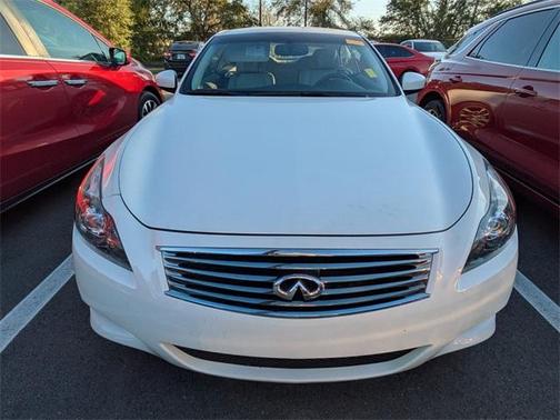 2015 INFINITI Q60 Base