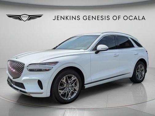 Alta White 2025 Genesis GV70 2.5T