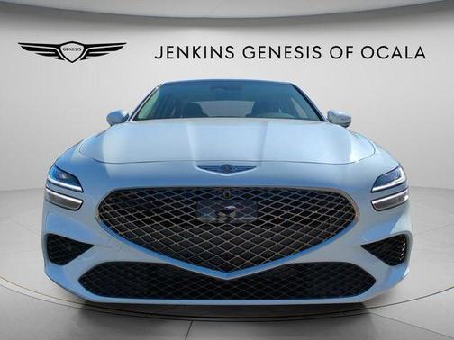 Uyuni White 2026 Genesis G70 2.5T Prestige