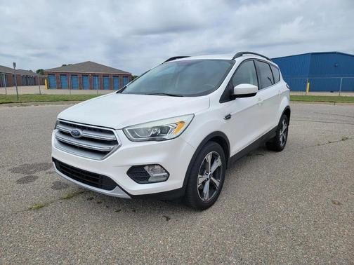 White 2017 Ford Escape SE
