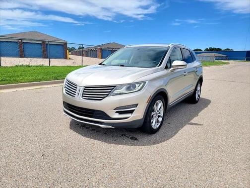 2015 Lincoln MKC Base