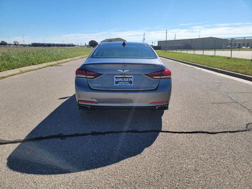 2016 Hyundai Genesis 3.8