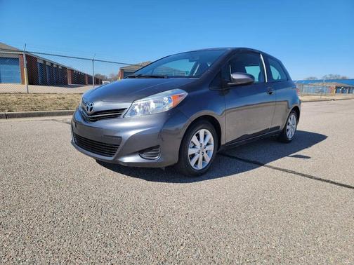 2014 Toyota Yaris LE