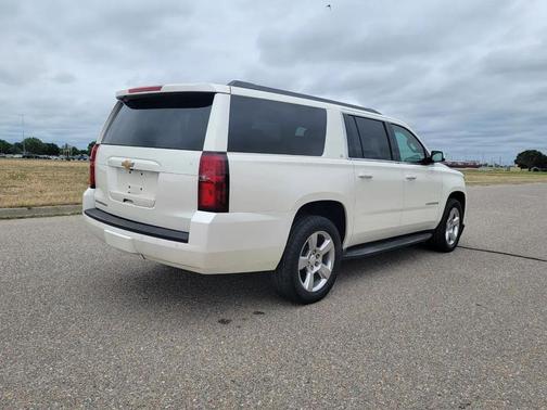 White Diamond Tricoat 2015 Chevrolet Suburban 1500 LT