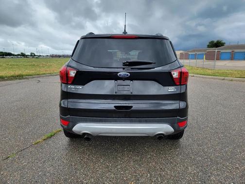 Agate Black Metallic 2019 Ford Escape SEL