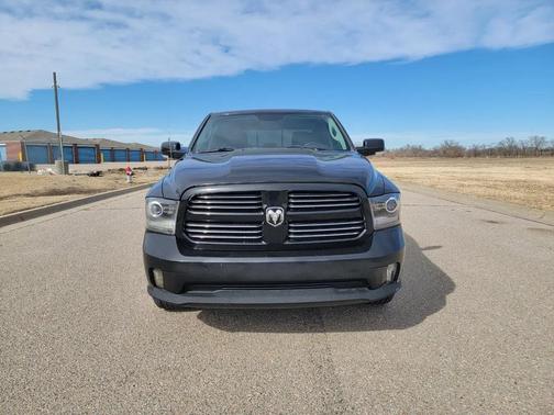 2016 RAM 1500 Sport