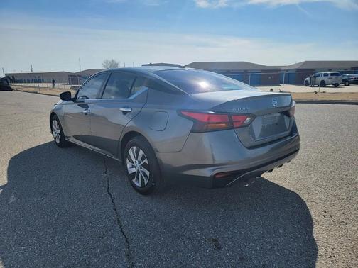 2020 Nissan Altima S FWD